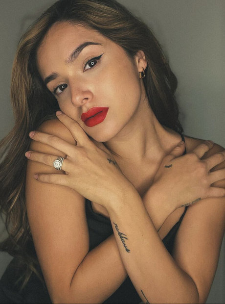 Chachi Gonzales erotic model picture