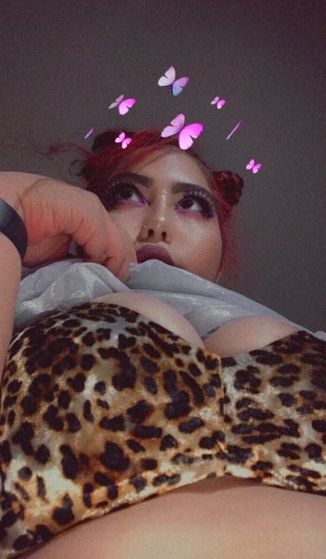 Lightnesss pornographic model picture