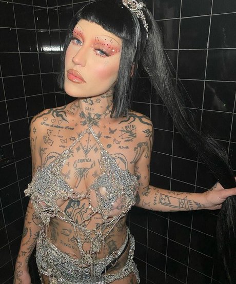 Brooke Candy beautiful actress photo