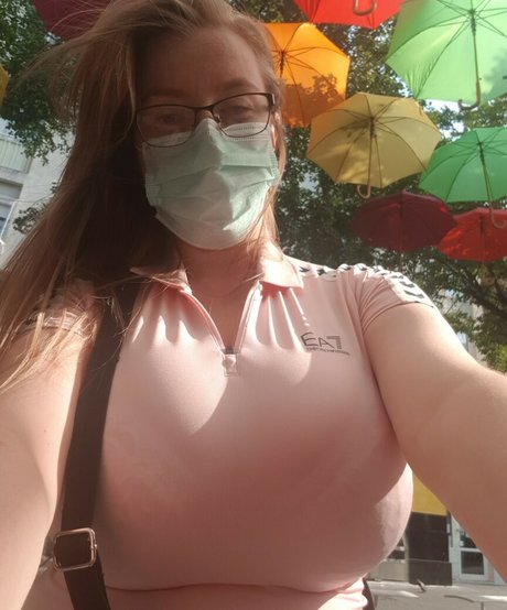 Blondy1 nude star photo