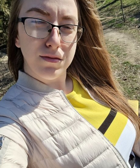Blondy1 hot actress archive