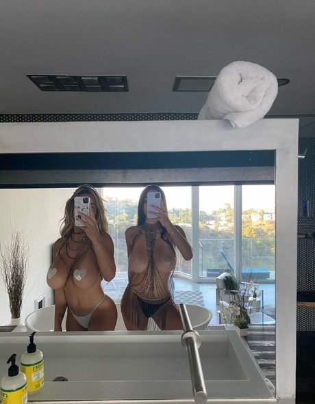 Sophie M exclusive pornstar img