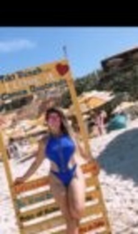 Kezia Kekel model sex photos