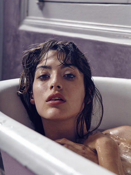 Louise Follain model adult galleries