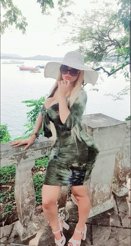 alejandritapty pornstar sexy photo