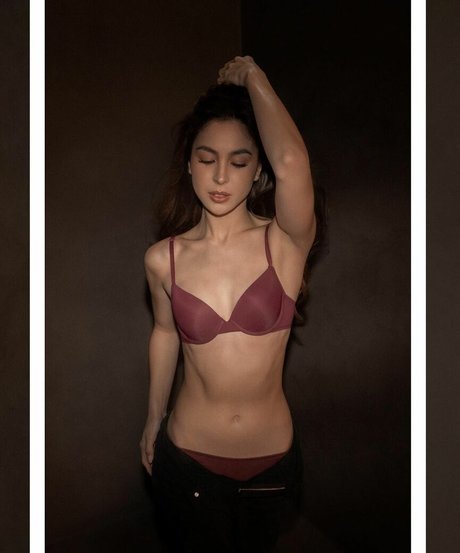 Julia Barretto adult model img