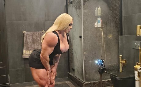 mom solo onlyfans nude photo