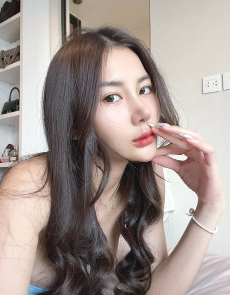 Watsamon beautiful pornstar gallery