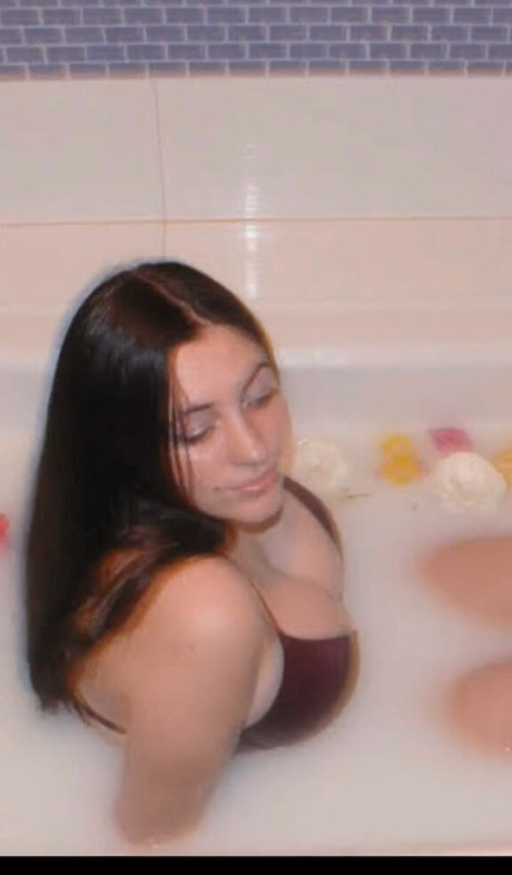 Lily Patrick pornstar nude pics