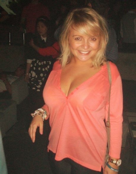 Kirsty Eccleston model free photos