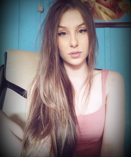 Marina Vozniak naked actress archive