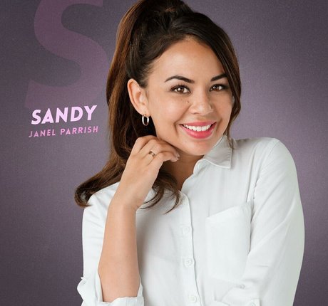 Janel Parrish hd star pictures