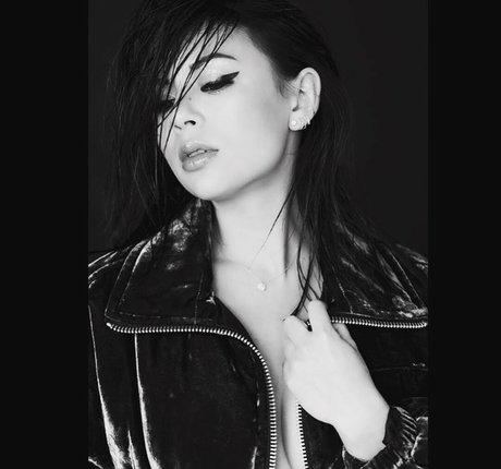 Janel Parrish sexy model pic