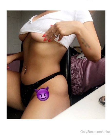 Chlox naked pornstar pics