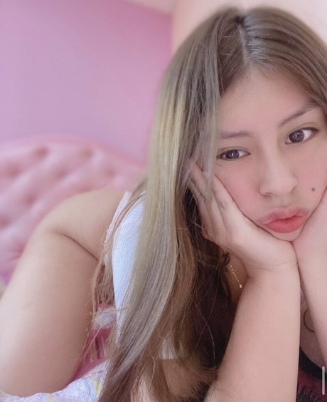 PaolaSweet18 free actress picture