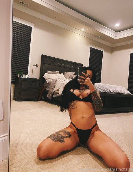 Zahrainchains erotic star galleries