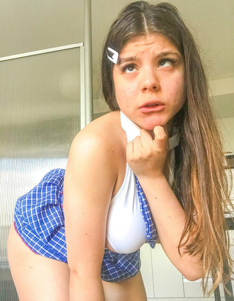 Arilol high quality model pictures