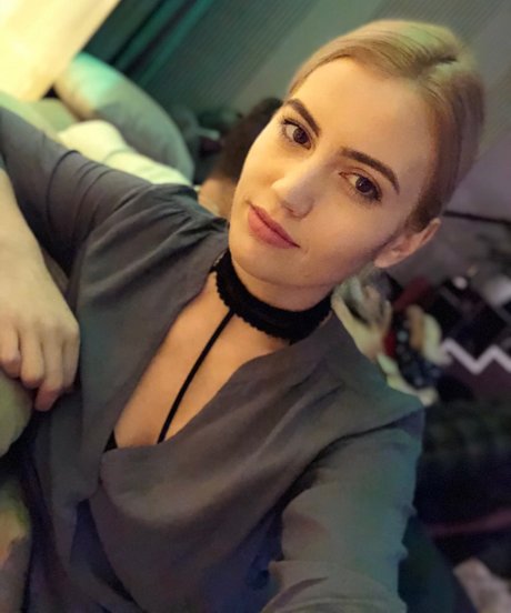 sarrabooo model naked archive