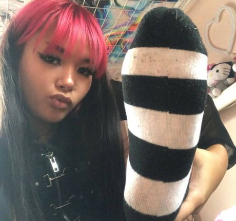 Snorlaxativez nude star pictures