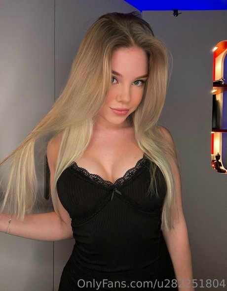 alicebaeee pornstar nice image