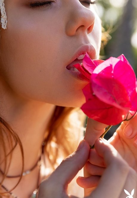 Kayla Coyote best actress gallery