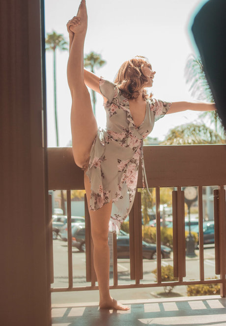 Kayla Coyote hd pornstar img