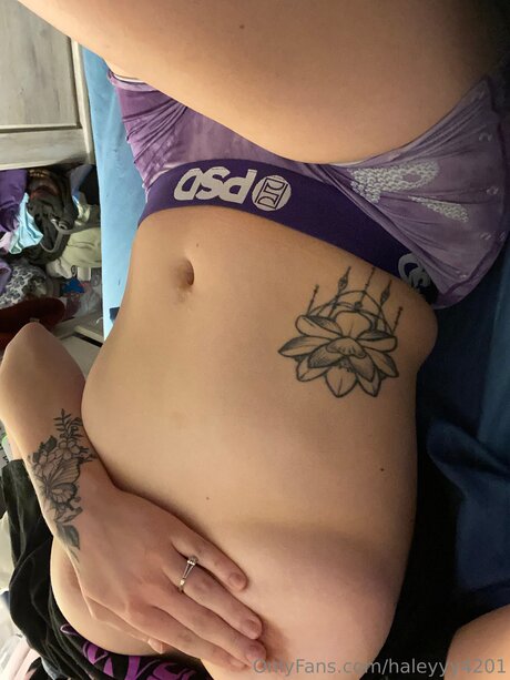 haleyyy4201 star nude photos