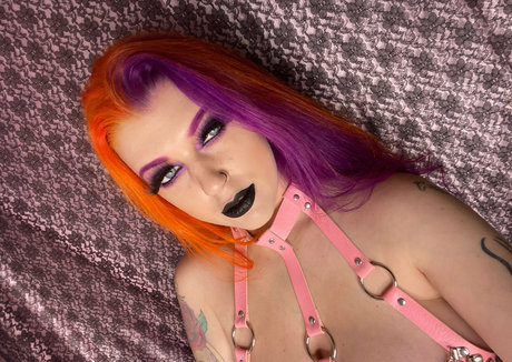 Roxxi Diamond sexy pornstar archive