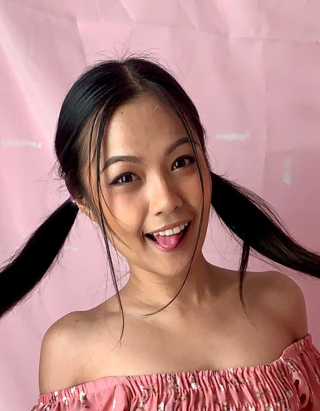 Kitty Lilo erotic actress images