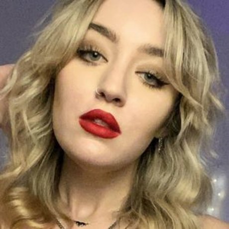 Snowy ASMR pornstar erotic image