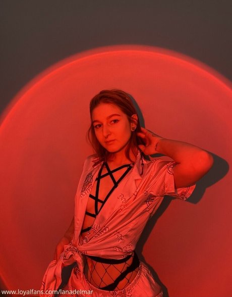 Lana Delmar xxx star pictures