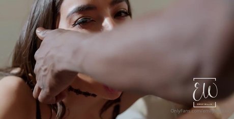 Emily Willis model hot gallery