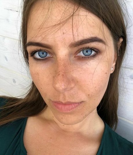 Anna Kochetova star hot photos