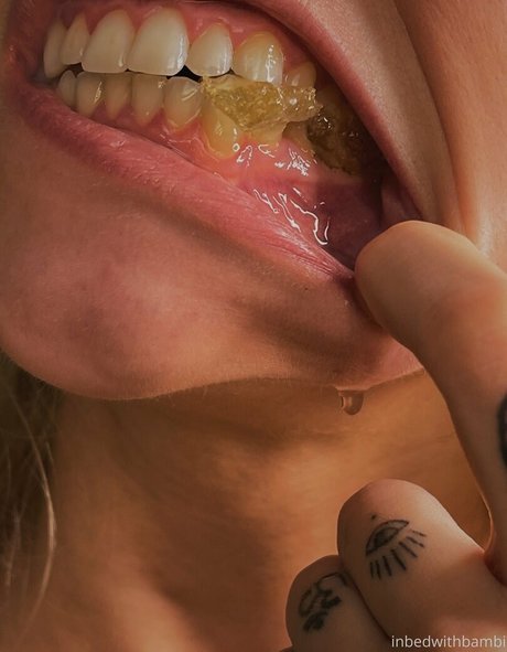 lesbian squirt onlyfans xxx archive