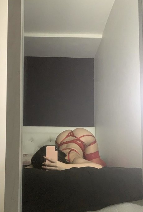 tiahneesolar pornographic model galleries