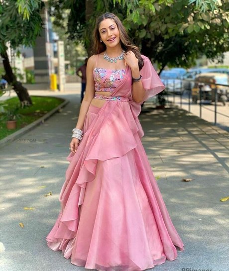 Surbhi Chandna pornographic actress pic