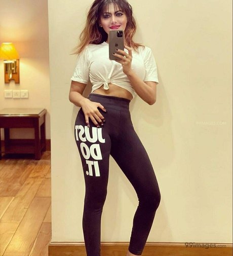 Suhaani Laskar sexy actress pics