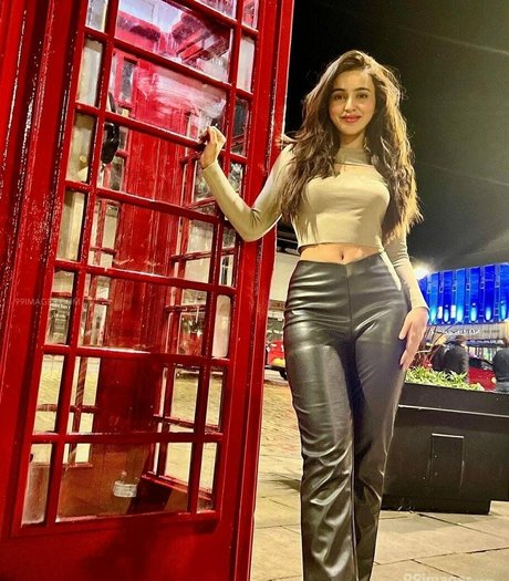 Ankitta Sharma pornstar beautiful image