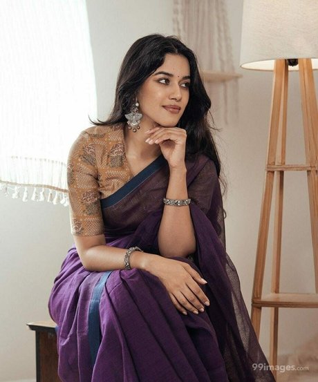 Mirnalini Ravi nudes star archive