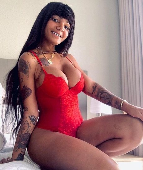 Krissttal Ruizz nude star gallery