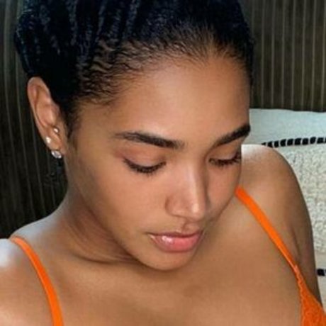 yainahkdg model hot gallery