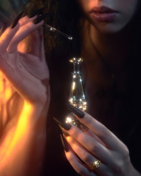 Emma Karla Peet pornstar erotic images