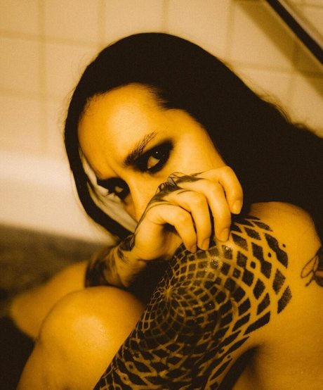 Tatiana Shmayluk beautiful star photo