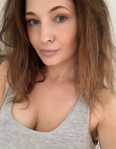 lollipopfields sex pornstar pic