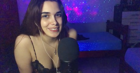 Helena ASMR exclusive star img