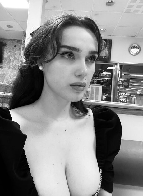 xHot slutx model xxx pictures