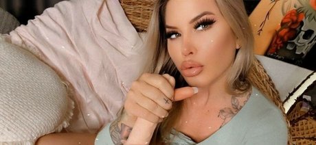 AvaArlo star porn image