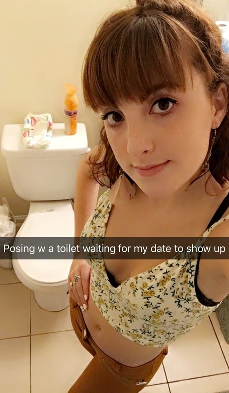 Juliette Goglia exclusive actress pic