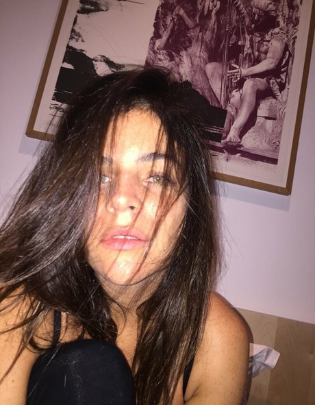 Julia Restoin Roitfeld nice star photo