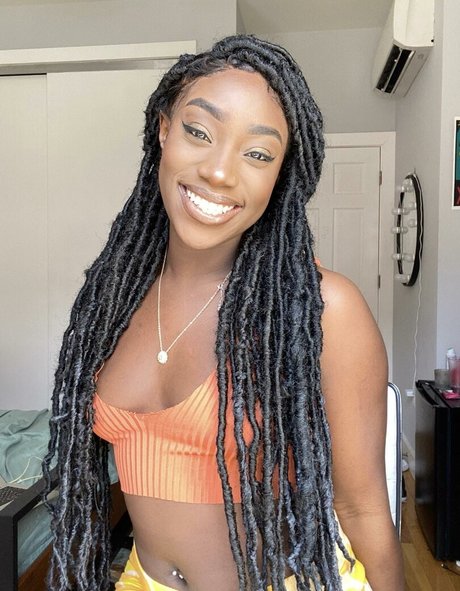 bribriann6722 star erotic pics